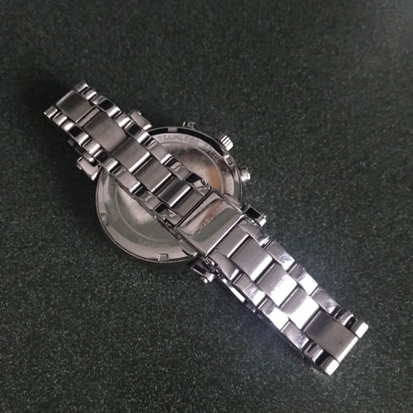 Michael Kors Sofie Analog Display Quartz Silver-tone Women’s Watch MK6575 - Picture 3 of 16